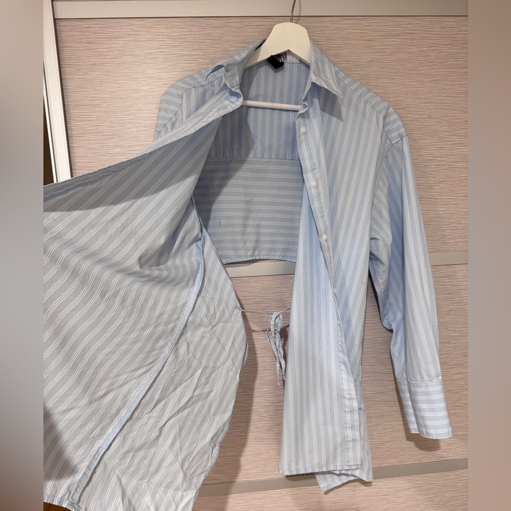 H& M Striped Cotton Relaxed Fit Shirt With Open Back In XS - Picture 3 of 11